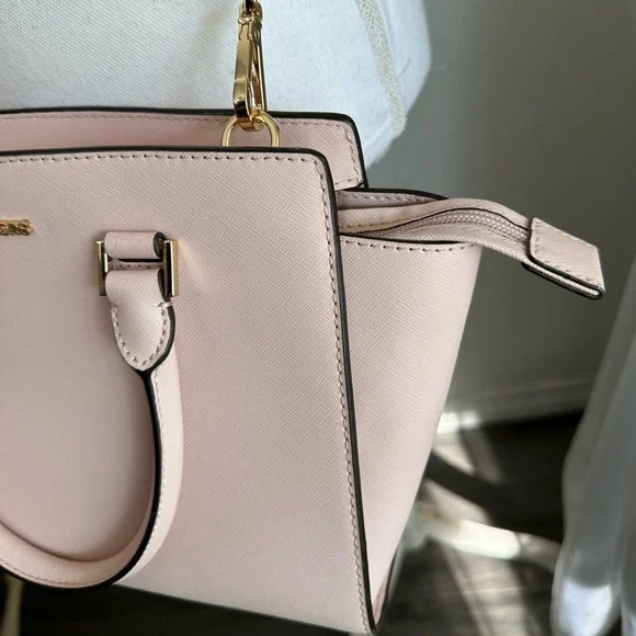 Michael Kors Selma Medium Pink Satchel Handbag 🩷 - Picture 5 of 8